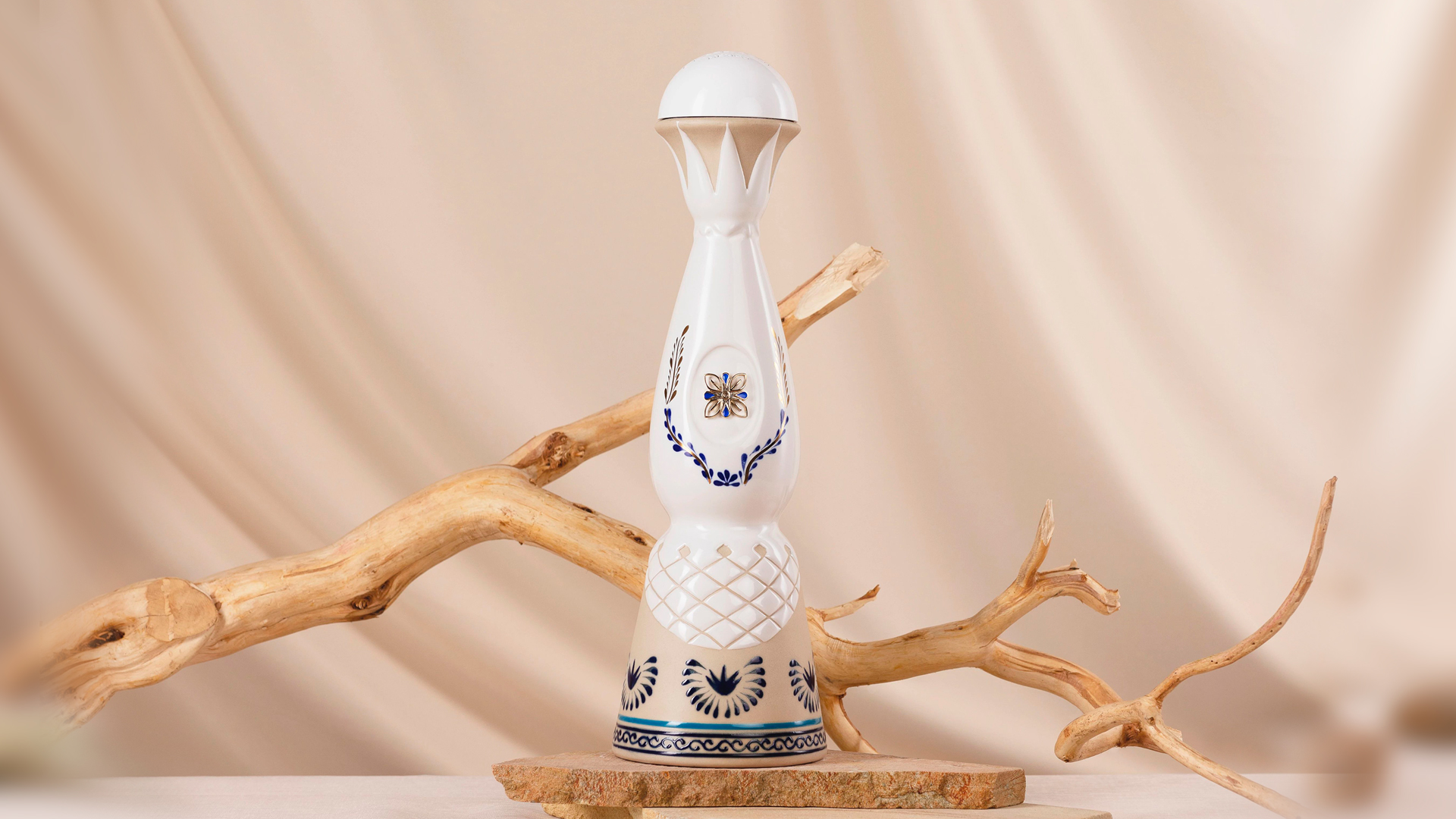 Clase Azul Tequila Añejo — 1